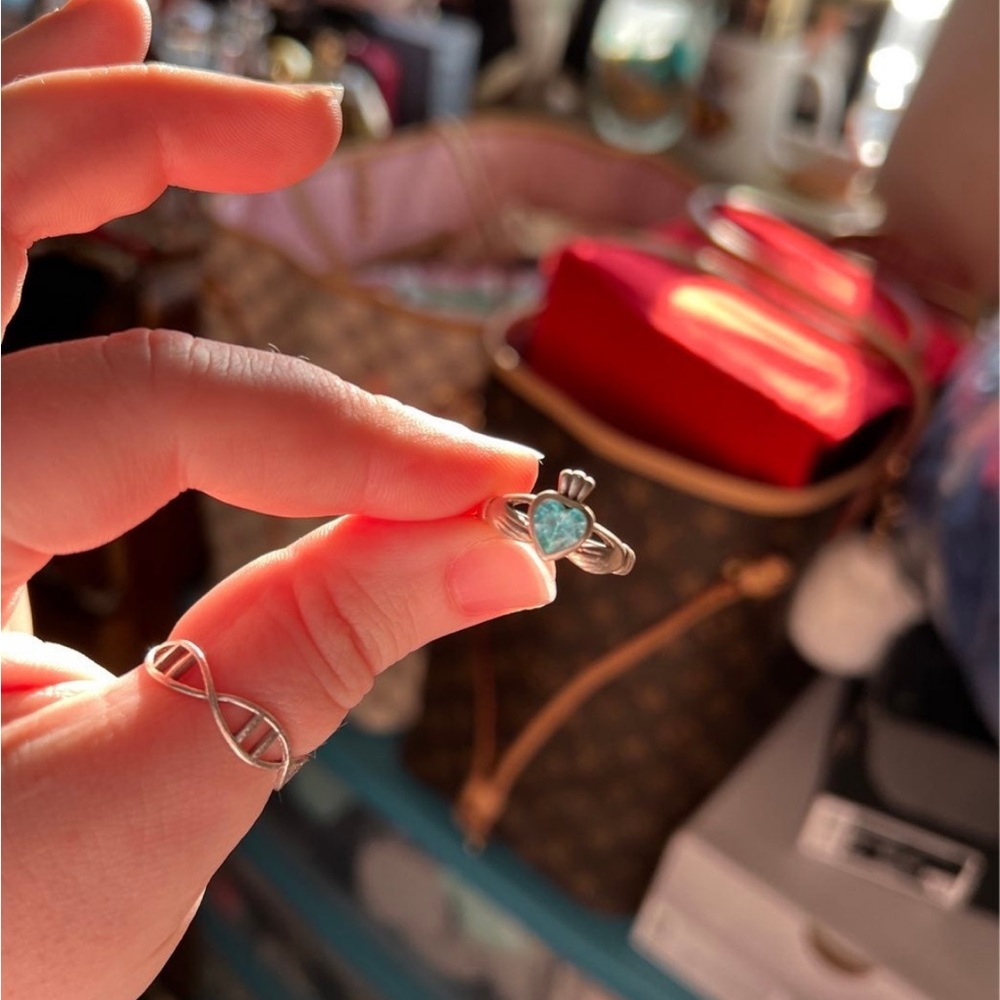 Claddagh ring